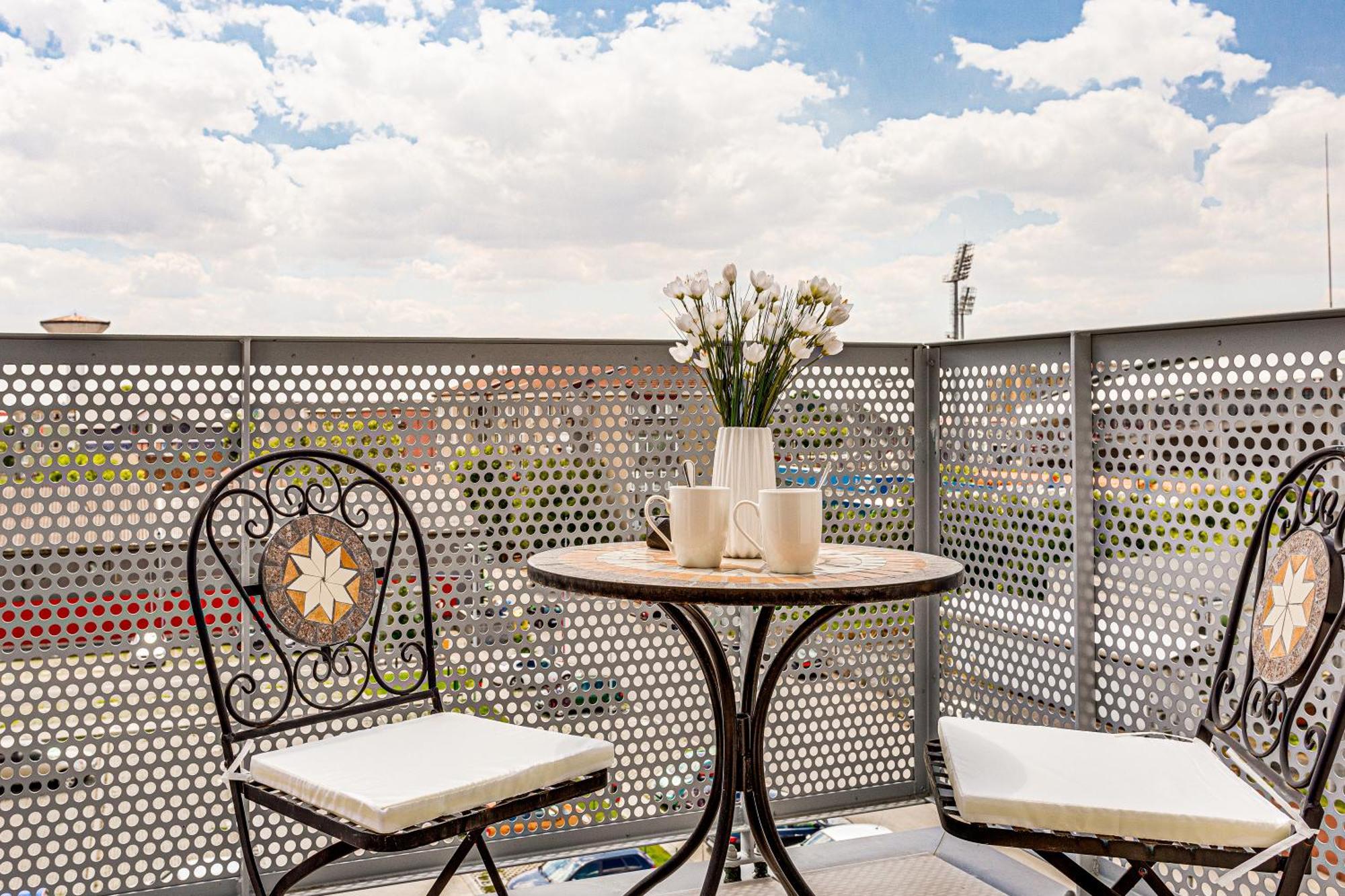 Ari Olive Apartment Near Atrium & Afi Mall Arad Luaran gambar